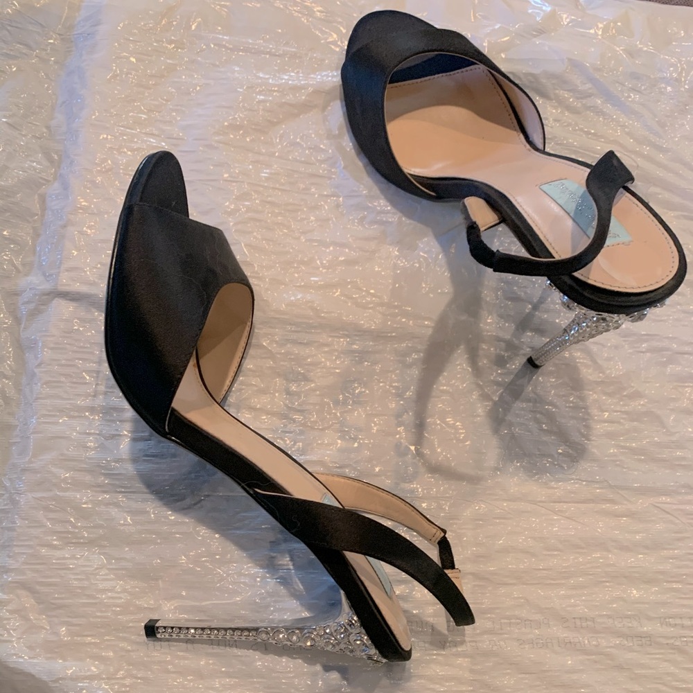 new betsey johnson heels